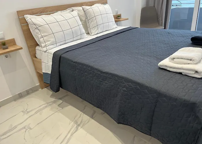 Ble Atlas 8 * Loutráki